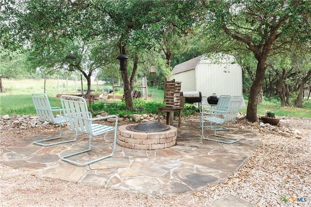 211 Cambridge DR, New Braunfels, TX 78132