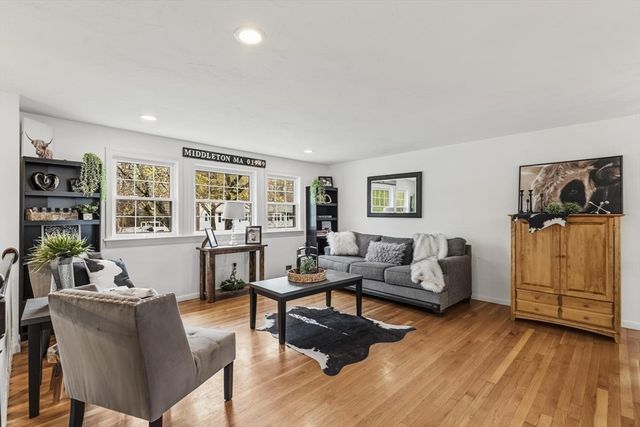 15 Fuller Rd, Middleton, MA 01949