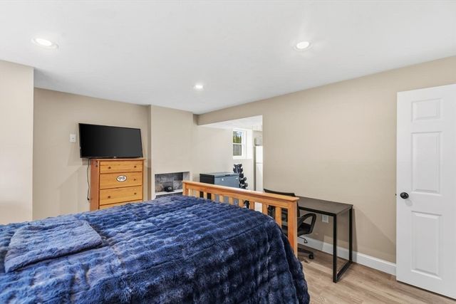 15 Fuller Rd, Middleton, MA 01949