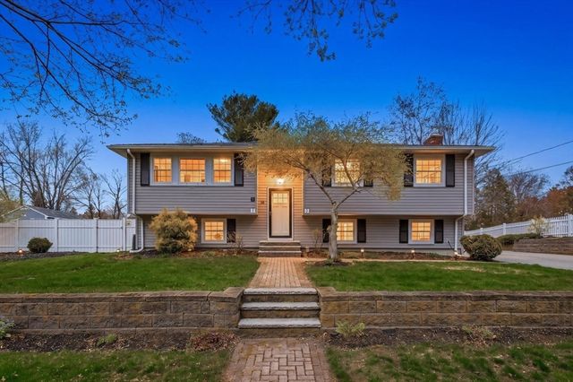 15 Fuller Rd, Middleton, MA 01949