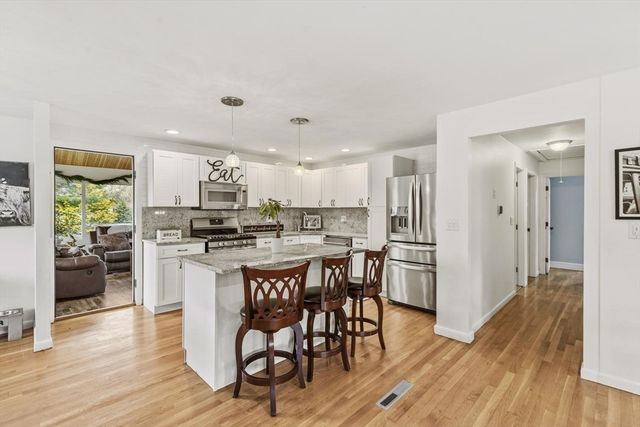 15 Fuller Rd, Middleton, MA 01949