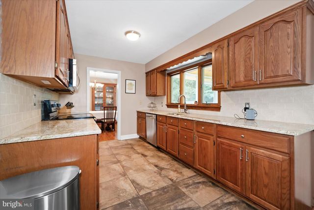 1 OAK RD, Elkton, MD 21921