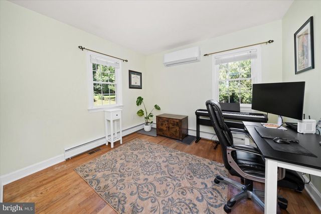 1 OAK RD, Elkton, MD 21921