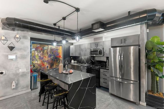 350 11Th Ave 134, San Diego, CA 92101