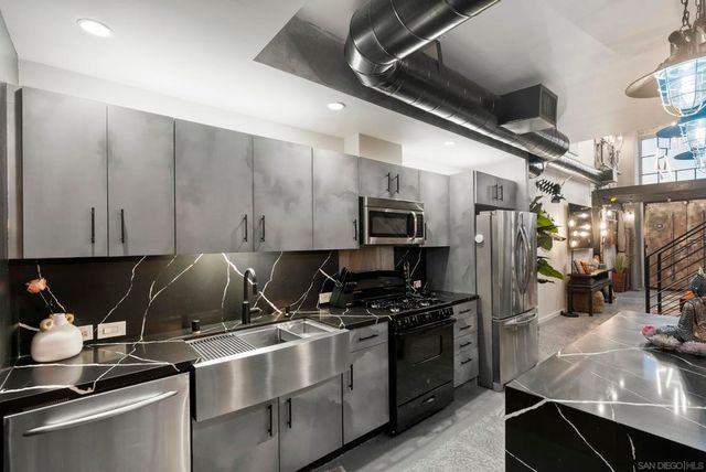 350 11Th Ave 134, San Diego, CA 92101