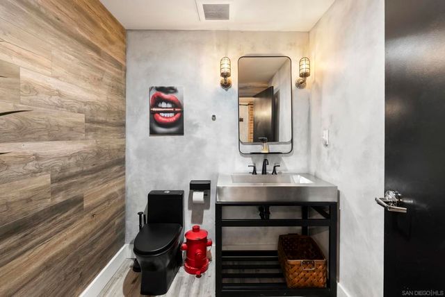 350 11Th Ave 134, San Diego, CA 92101