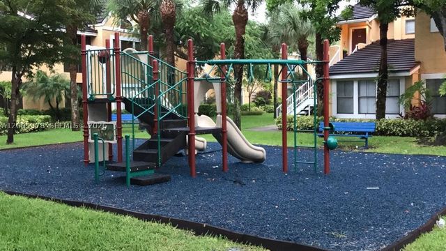 10441 SW 156th Ct 427, Miami, FL 33196
