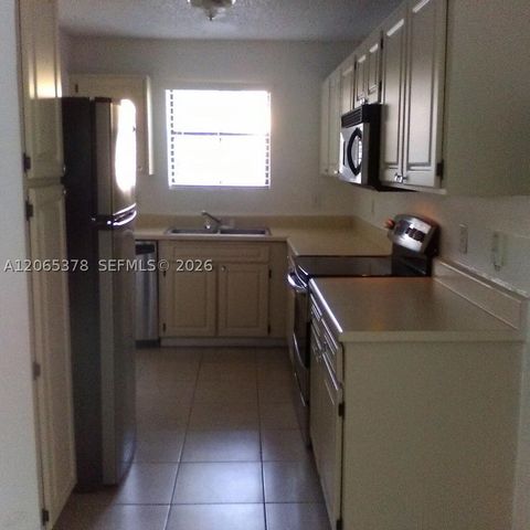 10441 SW 156th Ct 427, Miami, FL 33196