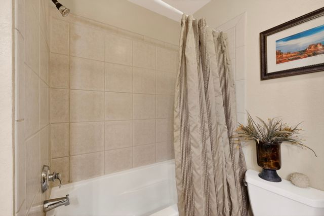 601 W San Mateo Road 21, Santa Fe, NM 87505