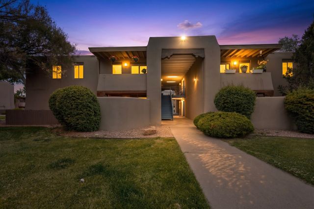 601 W San Mateo Road 21, Santa Fe, NM 87505