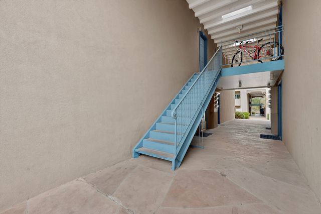 601 W San Mateo Road 21, Santa Fe, NM 87505