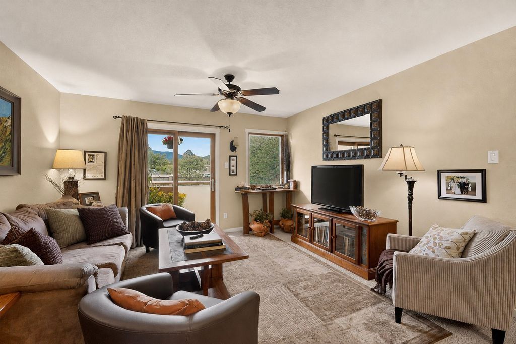601 W San Mateo Road 21, Santa Fe, NM 87505