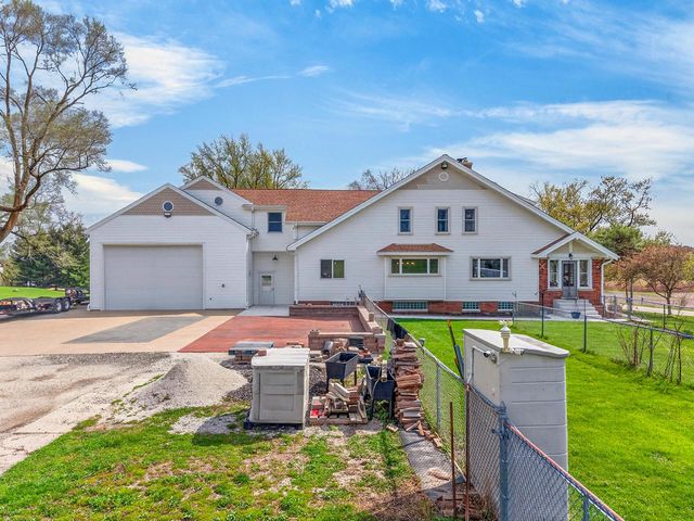 S25W27133 Rocky Hills COURT, Waukesha, WI 53188