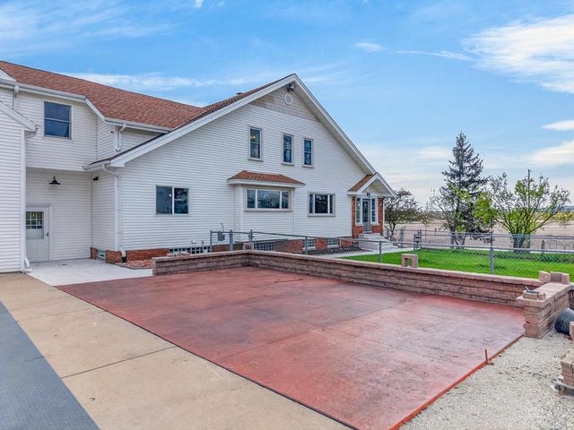S25W27133 Rocky Hills COURT, Waukesha, WI 53188