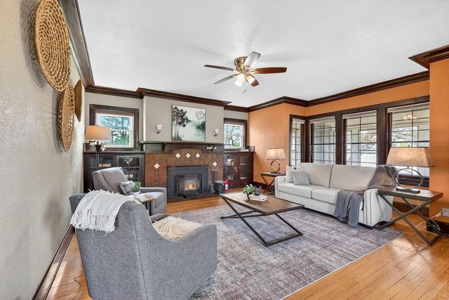 S25W27133 Rocky Hills COURT, Waukesha, WI 53188
