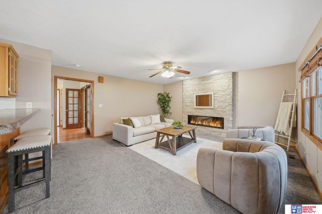 7545 Karl Drive, Lincoln, NE 68516