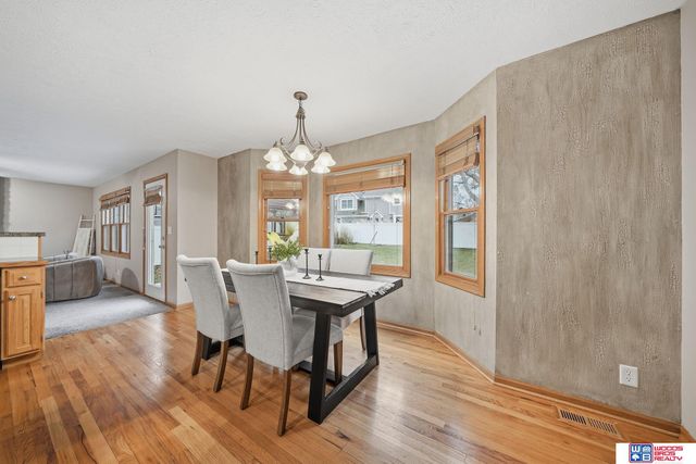 7545 Karl Drive, Lincoln, NE 68516