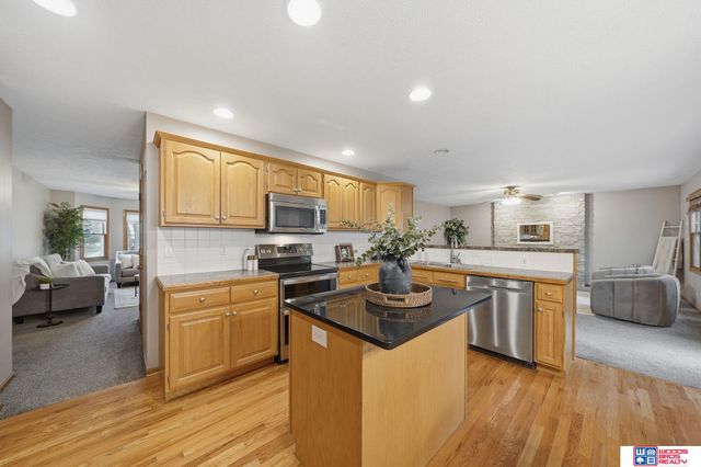 7545 Karl Drive, Lincoln, NE 68516