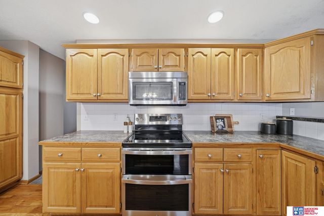 7545 Karl Drive, Lincoln, NE 68516