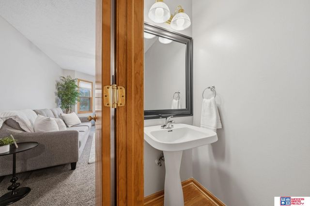 7545 Karl Drive, Lincoln, NE 68516