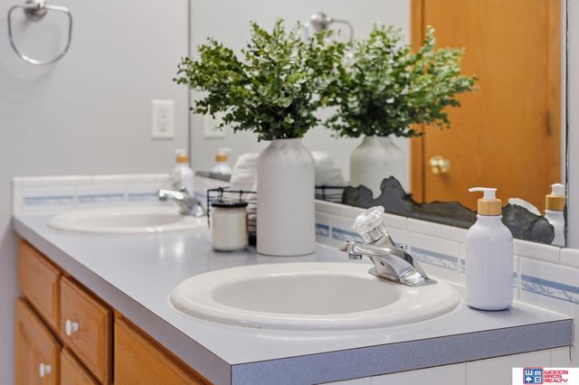 7545 Karl Drive, Lincoln, NE 68516