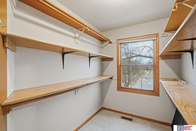 7545 Karl Drive, Lincoln, NE 68516