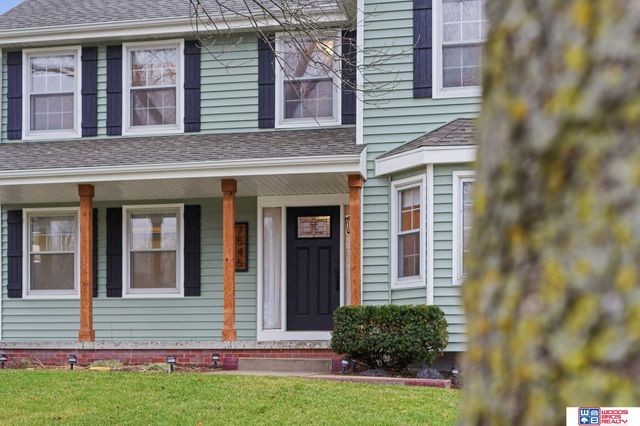 7545 Karl Drive, Lincoln, NE 68516