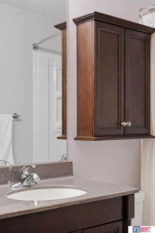 7545 Karl Drive, Lincoln, NE 68516