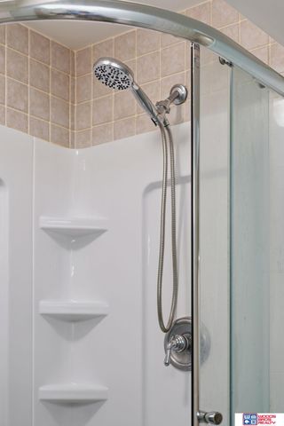 7545 Karl Drive, Lincoln, NE 68516