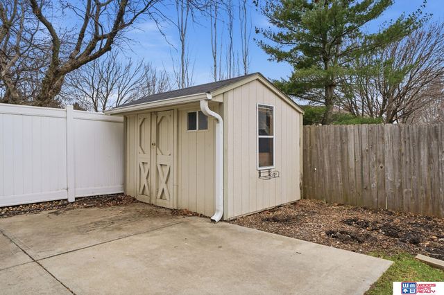 7545 Karl Drive, Lincoln, NE 68516