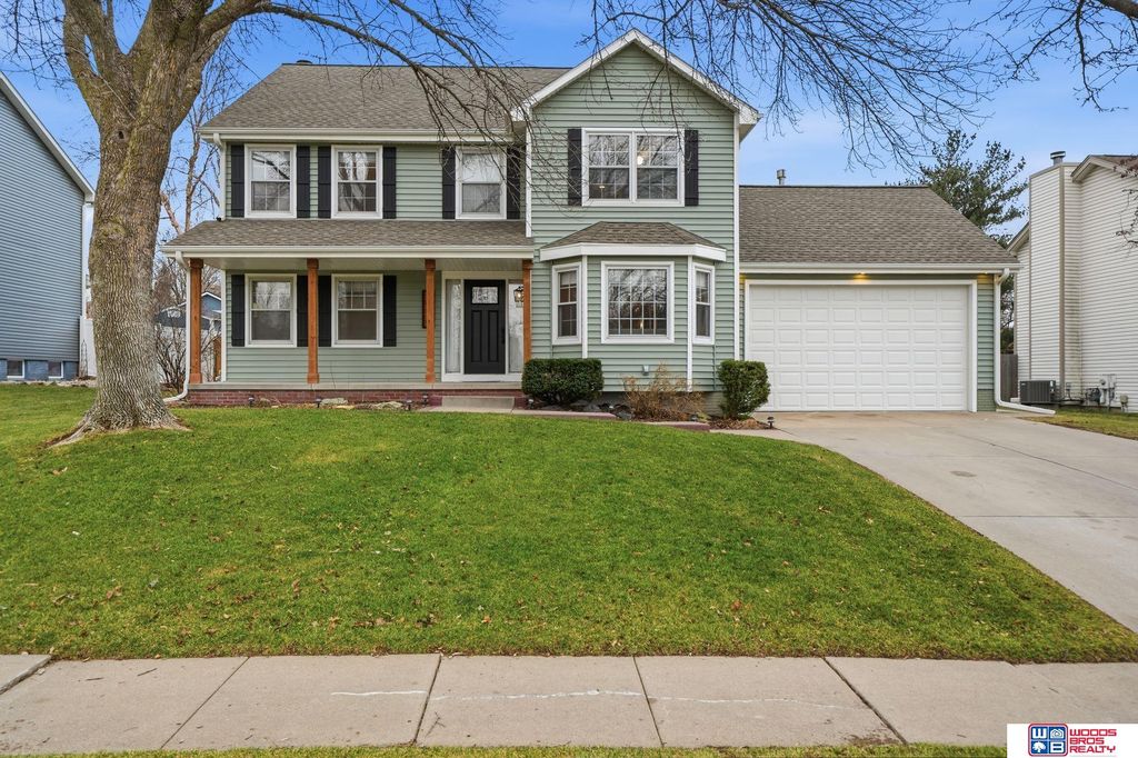 7545 Karl Drive, Lincoln, NE 68516