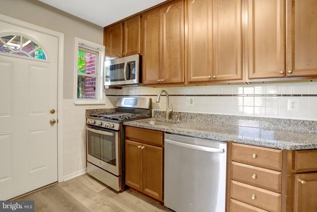 3218 13TH RD S, Arlington, VA 22204