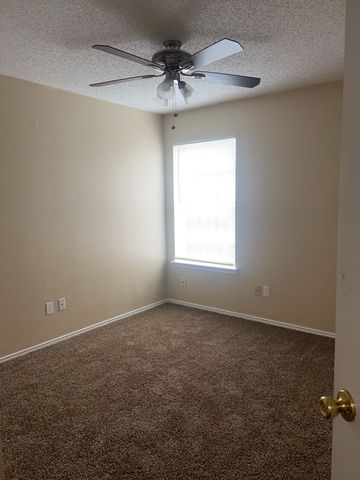 10409 Pleasant Mound Drive, Fort Worth, TX 76108