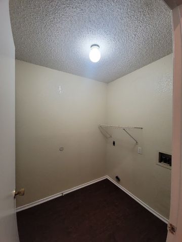 10409 Pleasant Mound Drive, Fort Worth, TX 76108