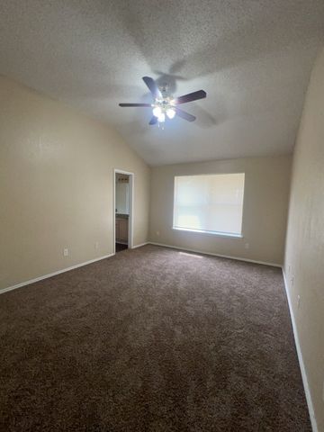 10409 Pleasant Mound Drive, Fort Worth, TX 76108