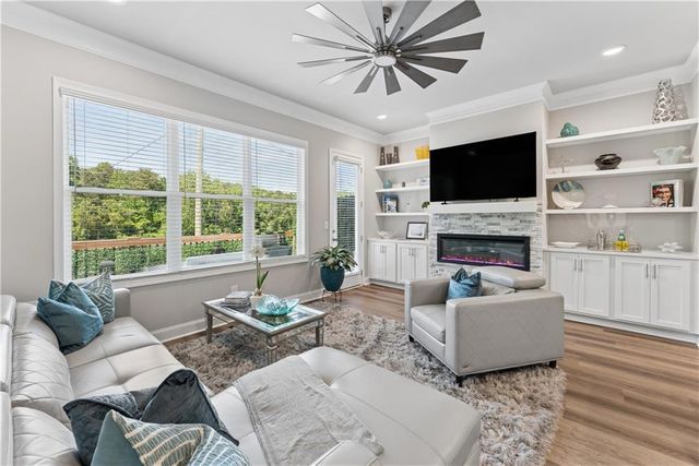 3380 Sarah Trail 10, Decatur, GA 30032