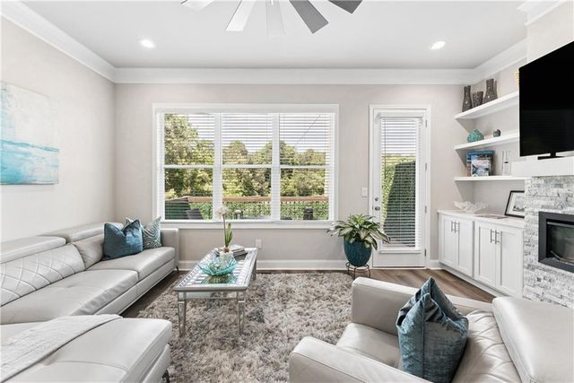 3380 Sarah Trail 10, Decatur, GA 30032