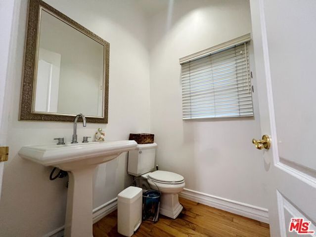 3128 Club Drive, Los Angeles, CA 90064