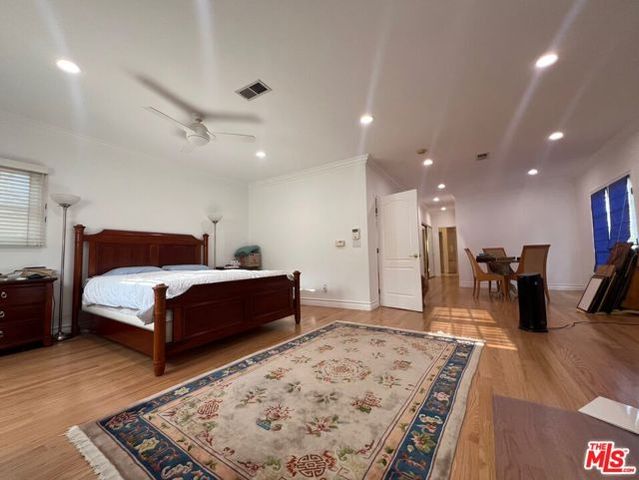 3128 Club Drive, Los Angeles, CA 90064