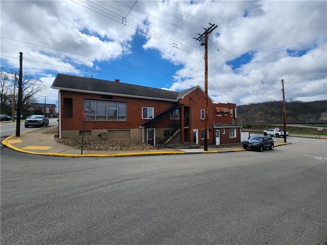 333 Brinton Ave, Trafford, PA 15085