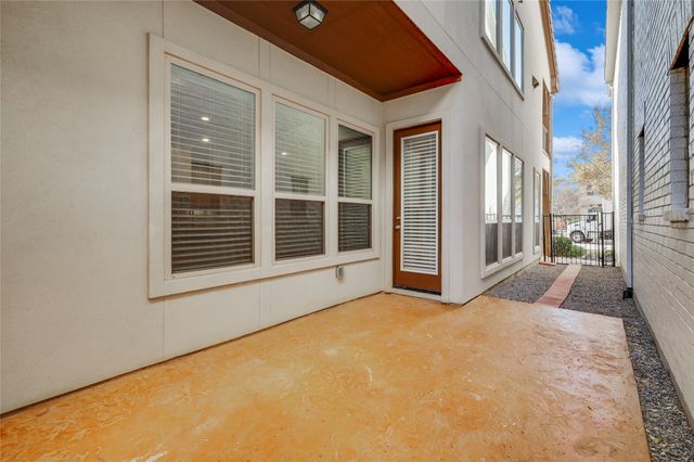 620 Surrey Lane, Flower Mound, TX 75022