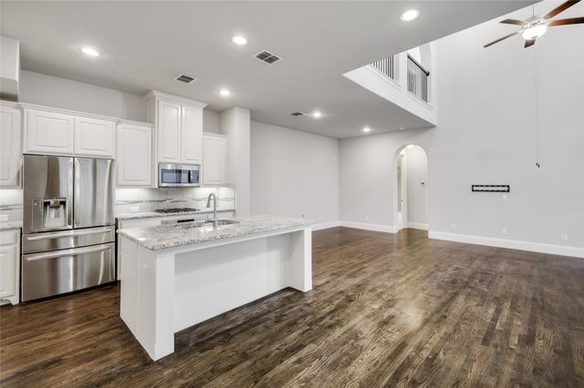 620 Surrey Lane, Flower Mound, TX 75022