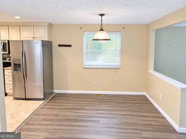 5104 Rock Glen Drive, Stone Mountain, GA 30088