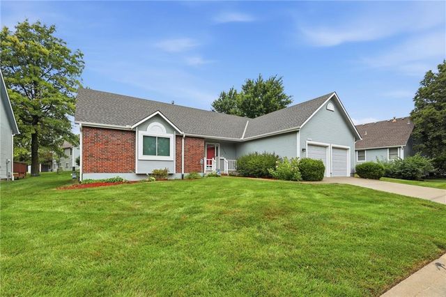 15724 Travis Street, Overland Park, KS 66223