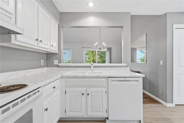 15724 Travis Street, Overland Park, KS 66223