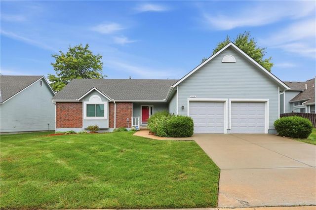 15724 Travis Street, Overland Park, KS 66223