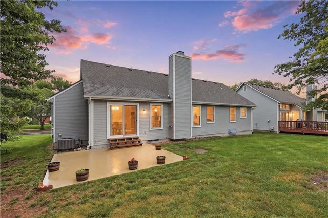 15724 Travis Street, Overland Park, KS 66223