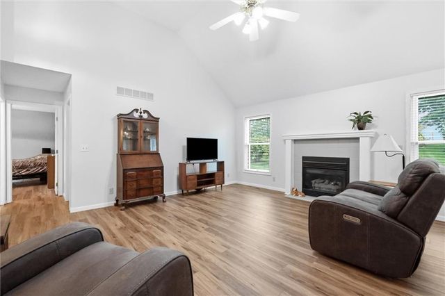 15724 Travis Street, Overland Park, KS 66223