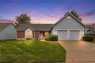 15724 Travis Street, Overland Park, KS 66223