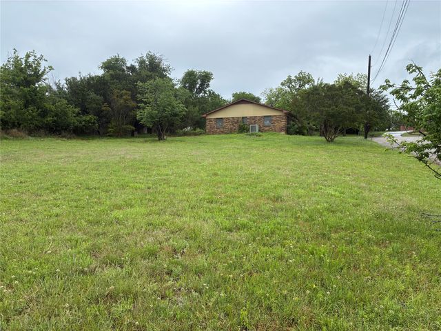 1016 Karen Lane, Goldthwaite, TX 76844